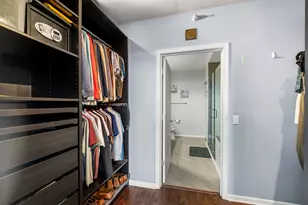 645 N Kingsbury St, Chicago, IL 60654 - Photo 18