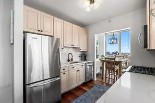 645 N Kingsbury St, Chicago, IL 60654 - Photo 10