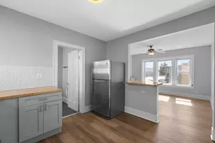 3222 W Grace St, Chicago, IL 60618 - Photo 4