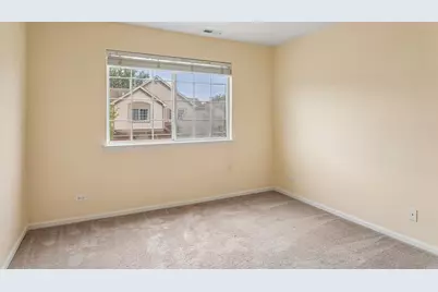 984 Parkhill Circle, Aurora, IL 60502 - Photo 32