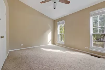 1181 Regency Drive, Schaumburg, IL 60193 - Photo 12