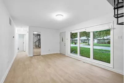 136 Well Street, Park Forest, IL 60466 - Photo 4