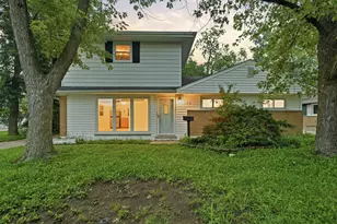 136 Well St, Park Forest, IL 60466 - Photo 1