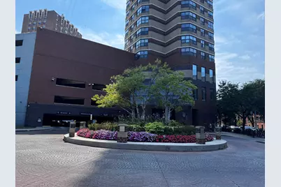 3660 N Lake Shore Drive #2401, Chicago, IL 60613 - Photo 26