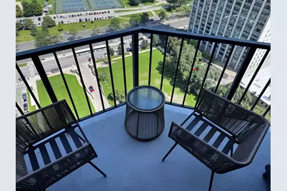 3660 N Lake Shore Drive #2401, Chicago, IL 60613 - Photo 12