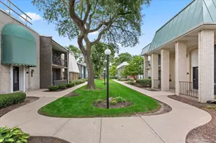 9813 S Keeler Ave, Oak Lawn, IL 60453 - Photo 4