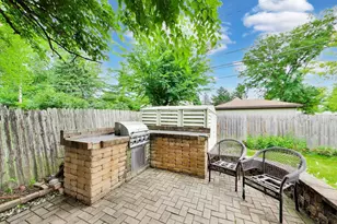 119 W Elmwood Ave, West Chicago, IL 60185 - Photo 30