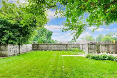 119 W Elmwood Avenue, West Chicago, IL 60185 - Photo 32