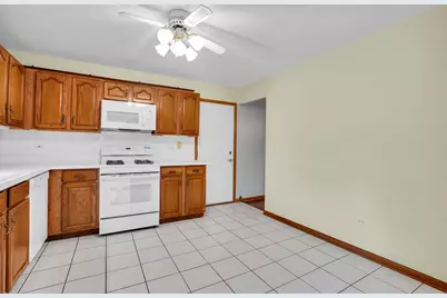 21364 Silktree Circle #21364, Plainfield, IL 60544 - Photo 8