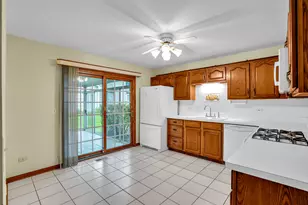 21364 Silktree Cir, Plainfield, IL 60544 - Photo 6