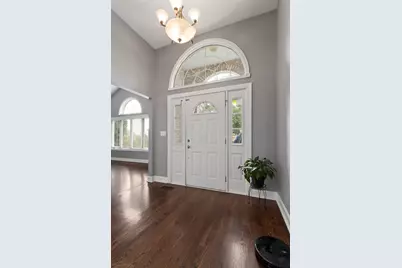 9441 Witham Lane, Woodridge, IL 60517 - Photo 4