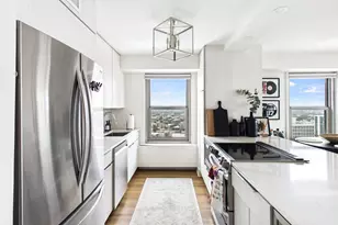 3600 N Lake Shore Dr, Chicago, IL 60613 - Photo 8