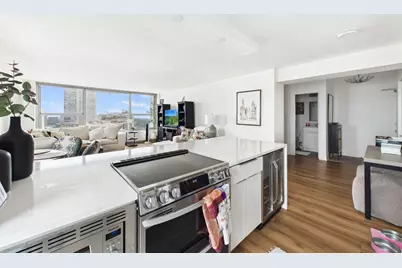 3600 N Lake Shore Drive #2324, Chicago, IL 60613 - Photo 10