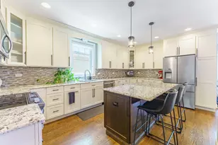 2030 N 72nd Ct, Elmwood Park, IL 60707 - Photo 12