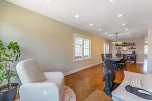 2030 N 72nd Ct, Elmwood Park, IL 60707 - Photo 14