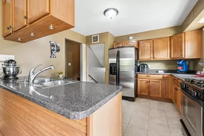 14101 Perkins Road, Woodstock, IL 60098 - Photo 10