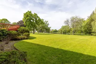5420 Belmont Ct, Libertyville, IL 60048 - Photo 68