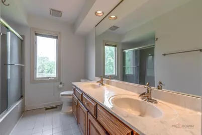 5420 Belmont Court, Libertyville, IL 60048 - Photo 48