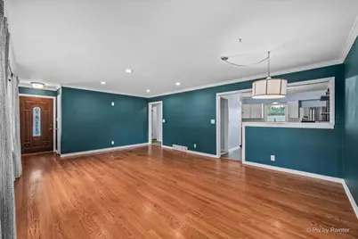 326 Farview Drive, North Aurora, IL 60542 - Photo 10