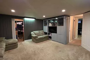 605 E Maple Ave, Mundelein, IL 60060 - Photo 26