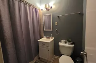 605 E Maple Ave, Mundelein, IL 60060 - Photo 10