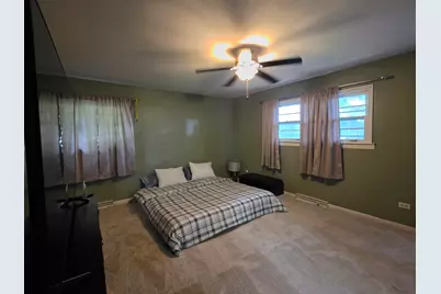605 E Maple Avenue, Mundelein, IL 60060 - Photo 14