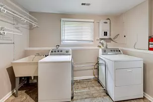 514 S Yale Ave, Villa Park, IL 60181 - Photo 14