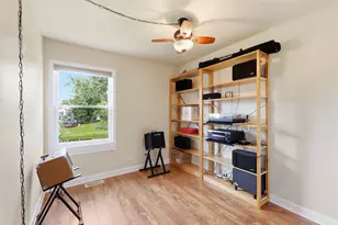 969 E Castlewood Ln, Bartlett, IL 60103 - Photo 30