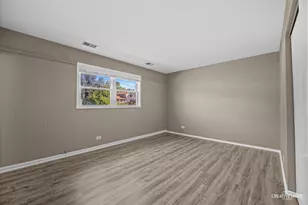 1194 Windsor Ln, Hanover Park, IL 60133 - Photo 10