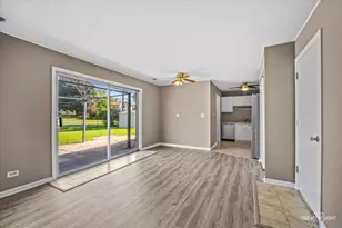 1194 Windsor Ln, Hanover Park, IL 60133 - Photo 8