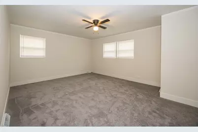 9407 S Indiana Avenue, Chicago, IL 60619 - Photo 10