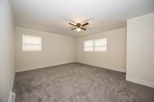 9407 S Indiana Ave, Chicago, IL 60619 - Photo 10