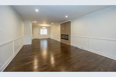 9407 S Indiana Avenue, Chicago, IL 60619 - Photo 2