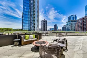 1201 S Prairie Ave, Chicago, IL 60605 - Photo 18