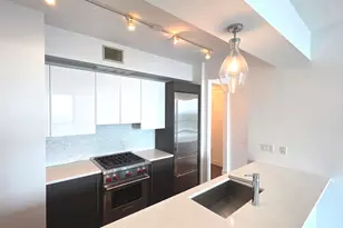 1201 S Prairie Ave, Chicago, IL 60605 - Photo 2