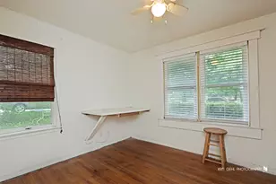 1924 Bethesda Blvd, Zion, IL 60099 - Photo 10