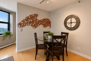 3660 N Lake Shore Dr, Chicago, IL 60613 - Photo 8