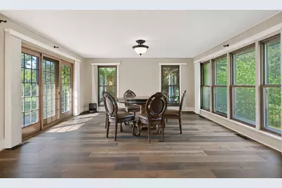 2250 White Oak Drive, Northbrook, IL 60062 - Photo 6