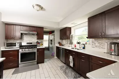1415 Churchill Road, Schaumburg, IL 60195 - Photo 10