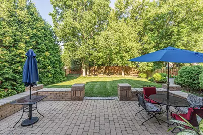 585 Marseilles Circle, Buffalo Grove, IL 60089 - Photo 24