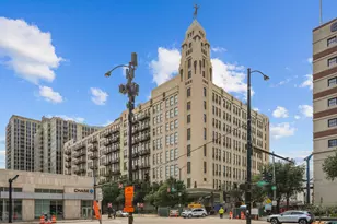 758 N Larrabee St, Chicago, IL 60654 - Photo 1