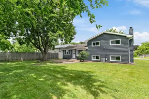619 Dartmoor Dr, Crystal Lake, IL 60014 - Photo 30