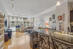 8 E Randolph St, Chicago, IL 60601 - Photo 4