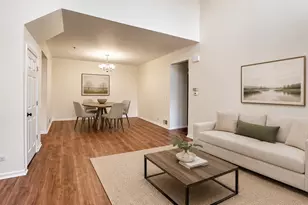 2028 Cypress Ct, Glendale Heights, IL 60139 - Photo 2