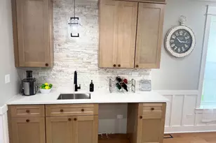 1323 Home Ave, Berwyn, IL 60402 - Photo 12