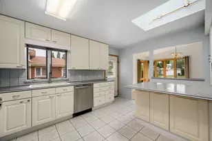 9414 Ozanam Ave, Morton Grove, IL 60053 - Photo 8