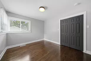 577 Ranger Dr, Chicago Heights, IL 60411 - Photo 14