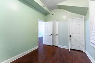 1529 S Homan Ave, Chicago, IL 60623 - Photo 8