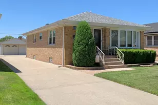 4420 N Opal Ave, Norridge, IL 60706 - Photo 2