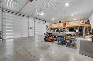 652 E Summer St, Paxton, IL 60957 - Photo 34